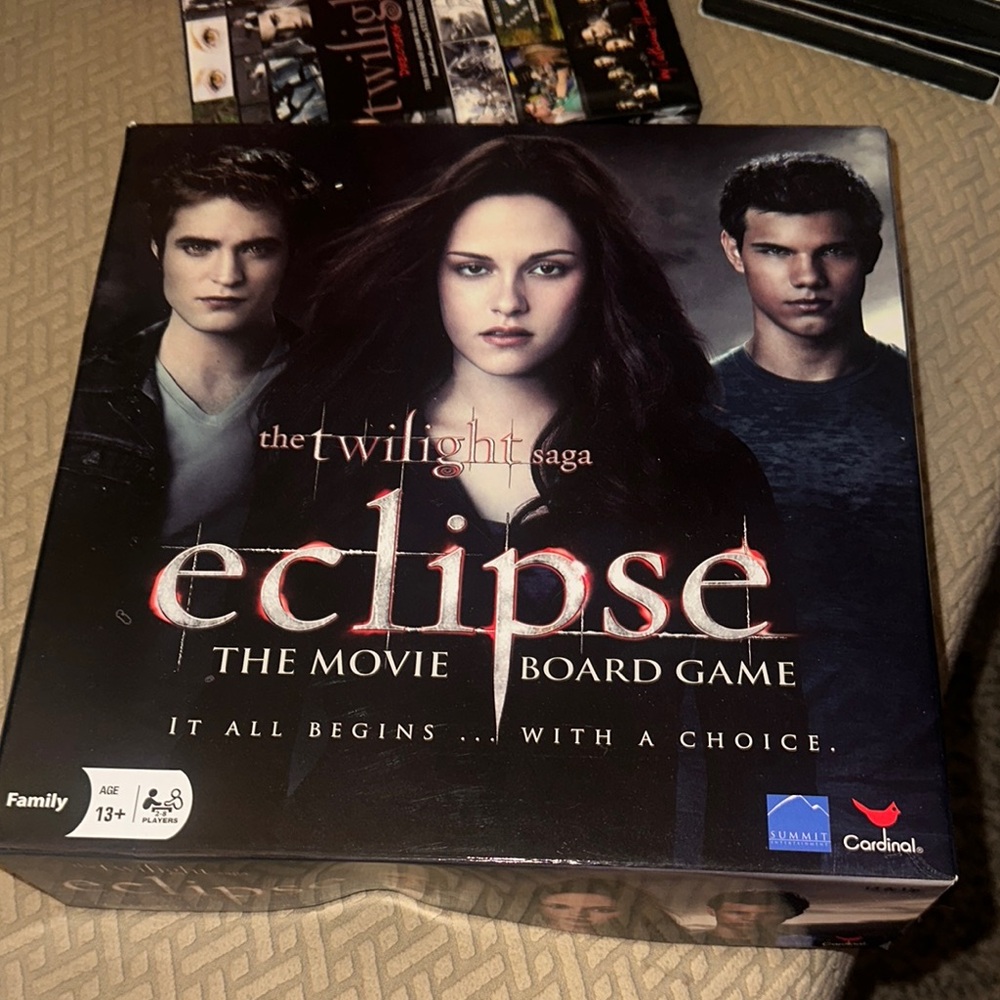 Twilight Saga Eclipse Movie Board Game - Black
